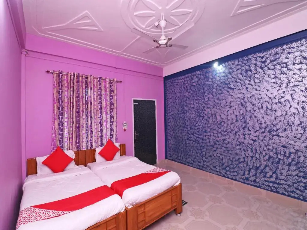 Hotel Sweet Home by OYO Rooms