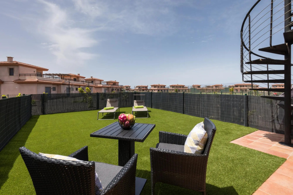 Home2Book Charming Casa Tara