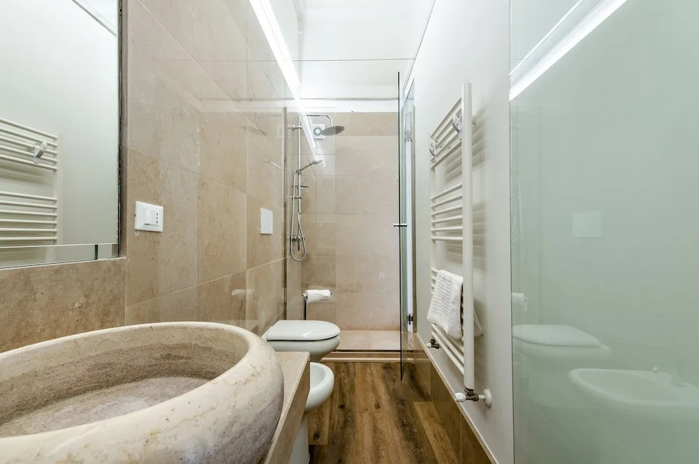 Vittoria Luxury House