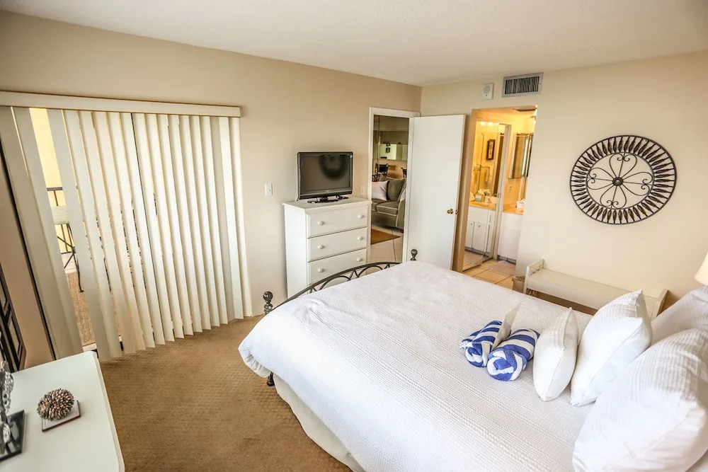 Windward Point 309