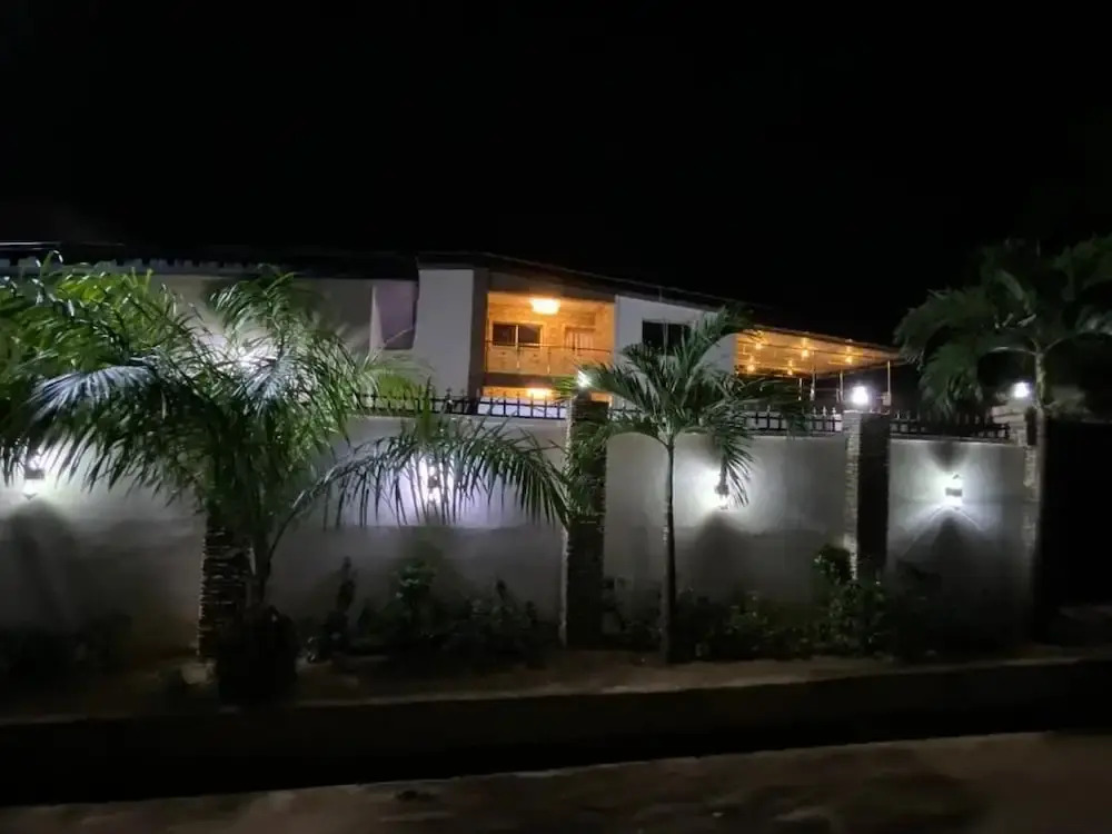 Royal Marquis Hotel