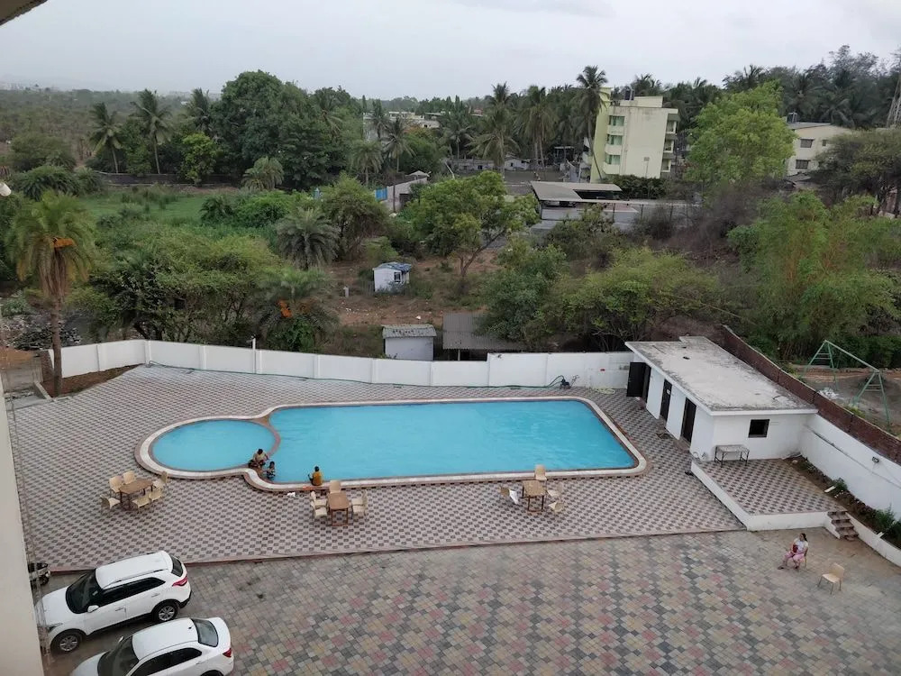 Hotel Tania Searock