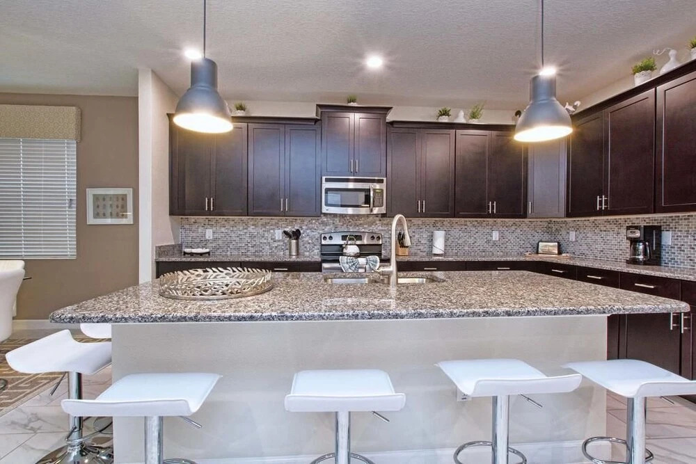 Amazing House! Storey Lake - 4725SHD