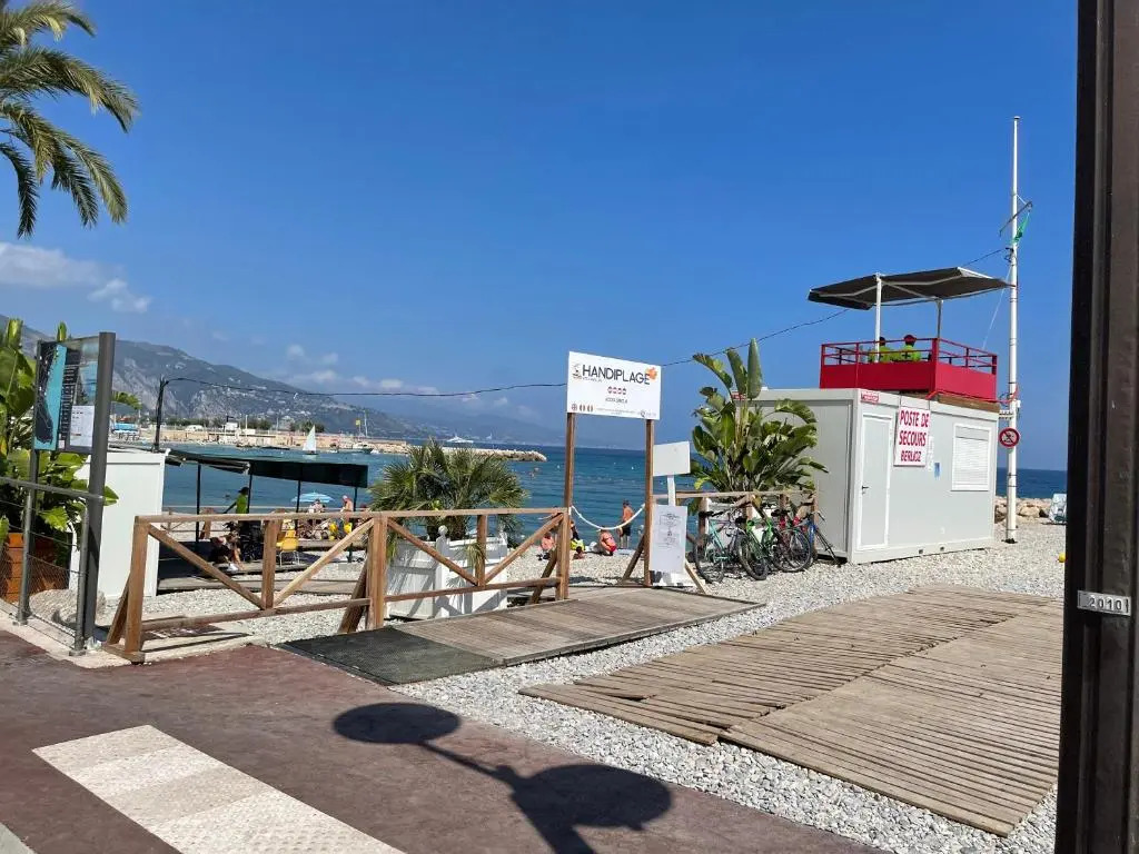 Location saisonnière Menton 50 m des plages