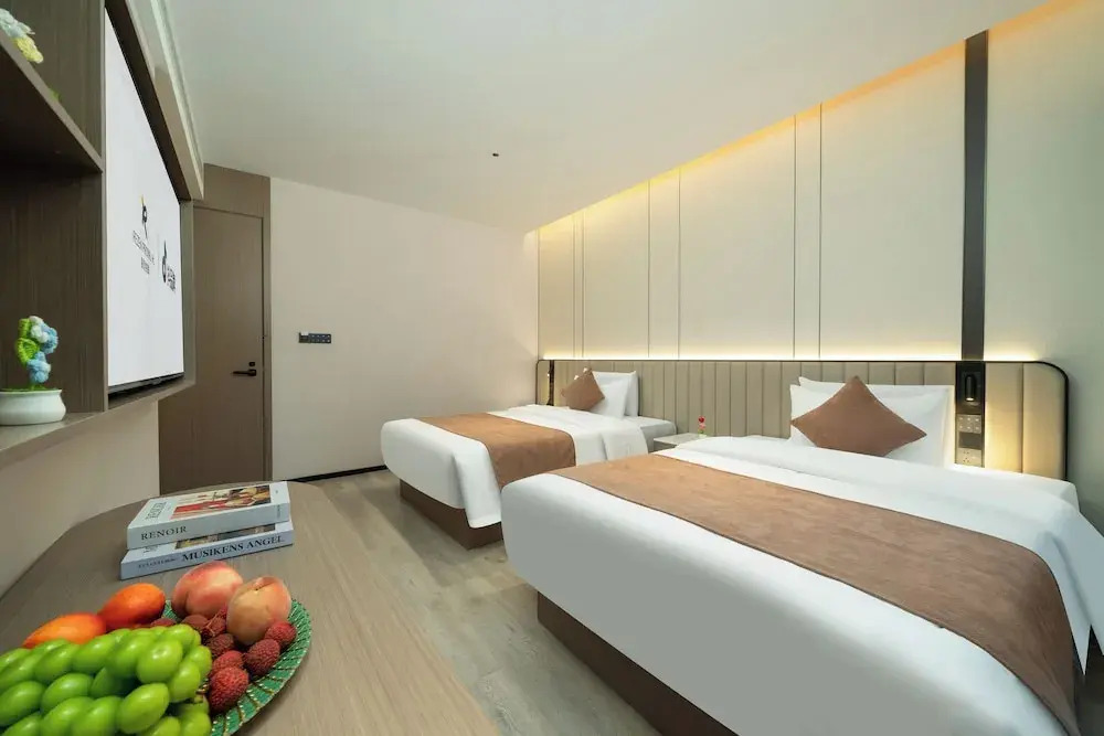 Licheng Platinum Hotel