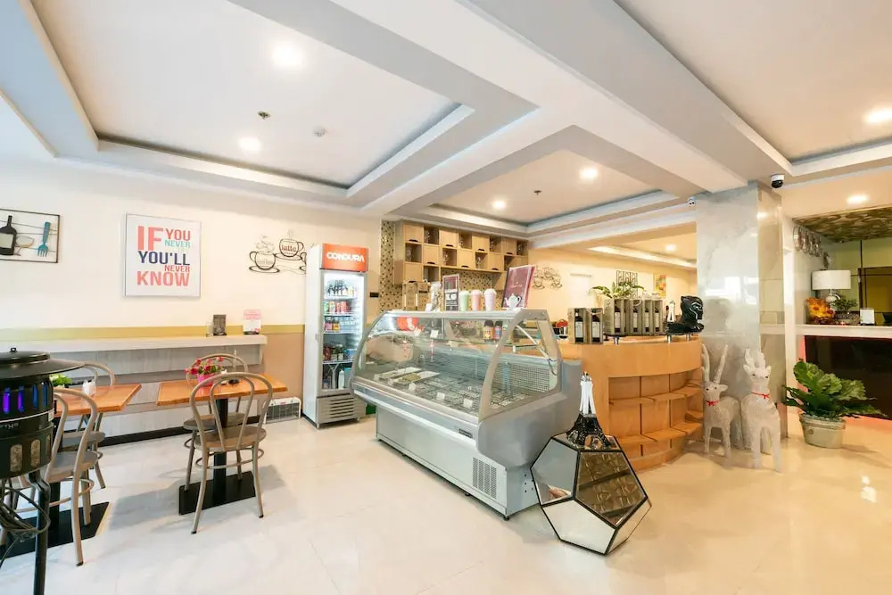 AMORE HOTEL MANILA