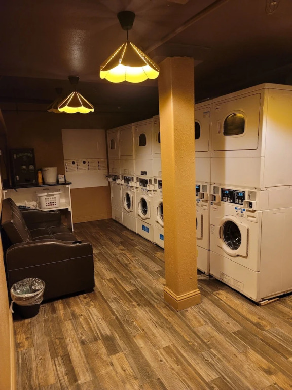 Ansonia Hotel - Hostel