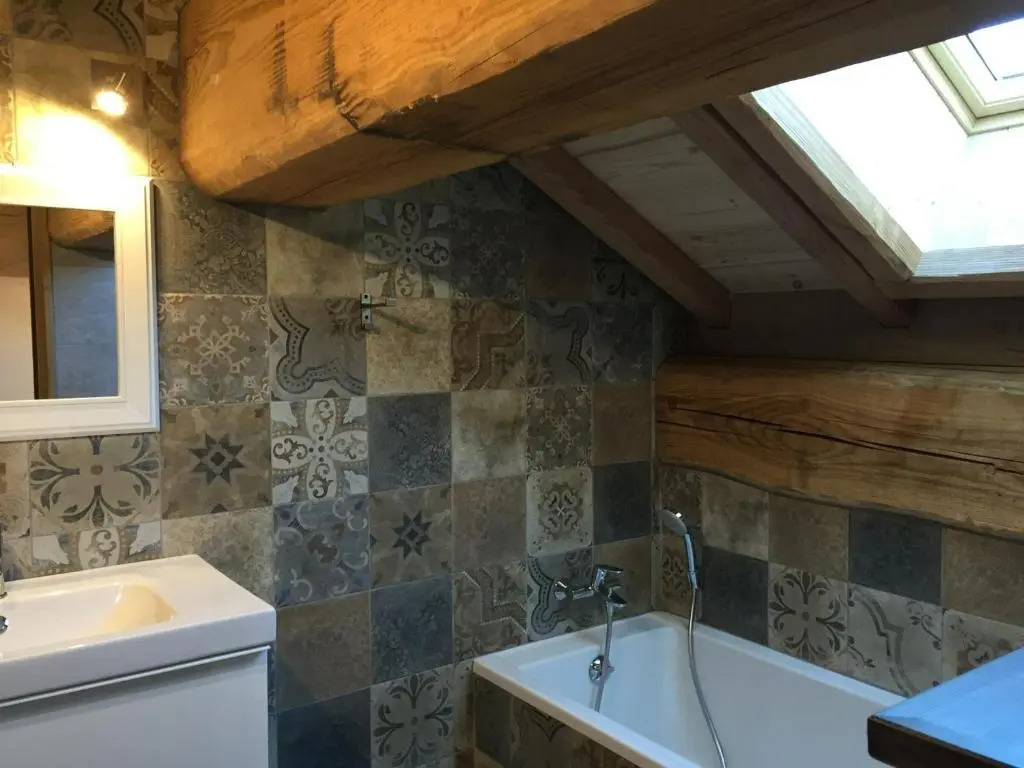 Duplex 5 pièces pour 10 pers, animaux admis, balcon, parking - FR-1-263-364