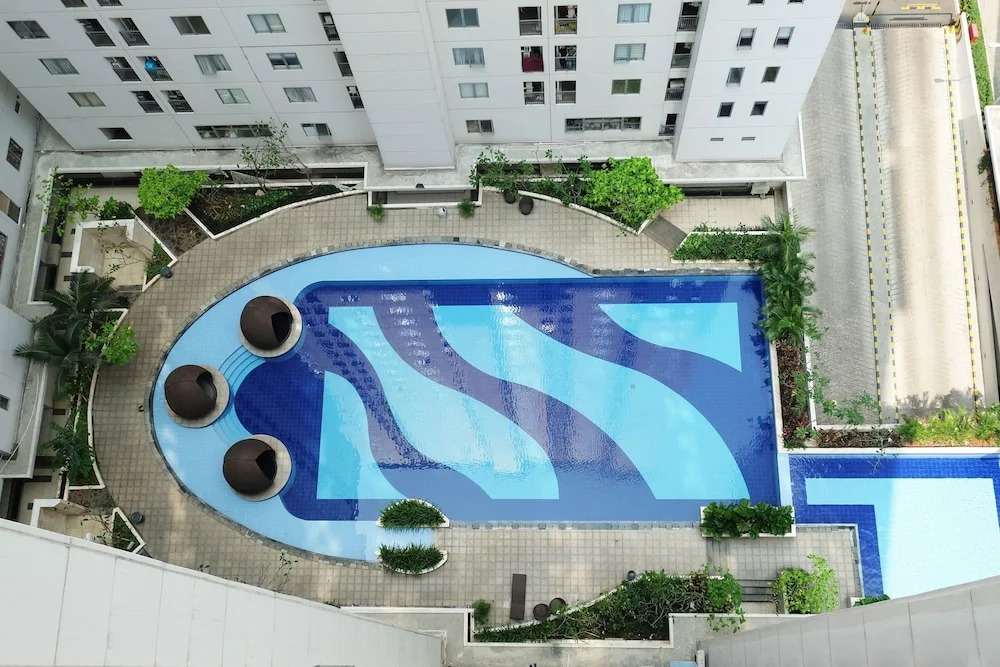 Spacious and Cozy Bassura City Apartment