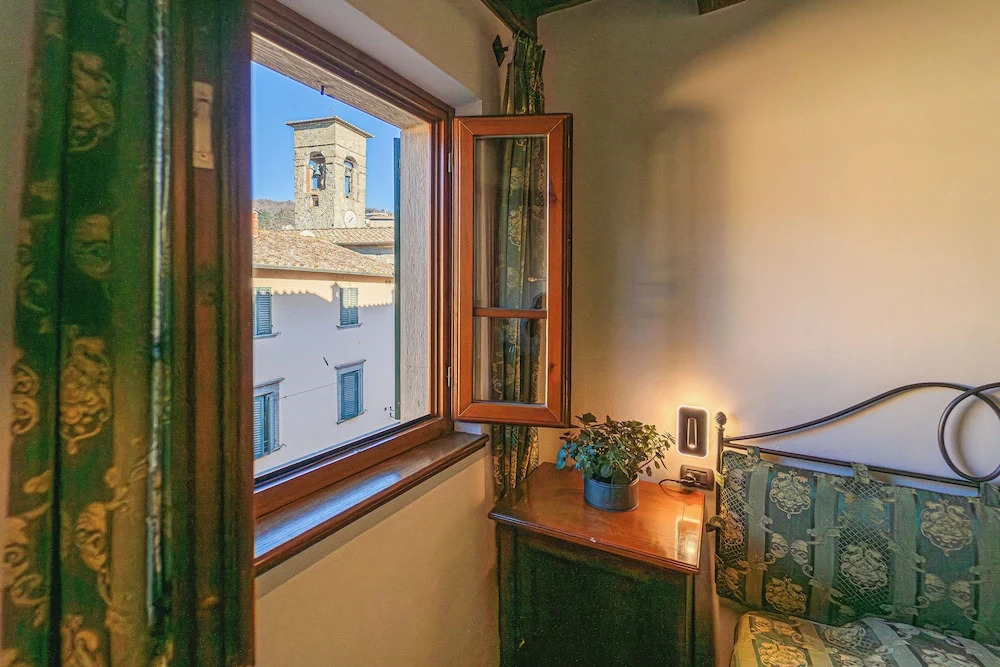 Albergo Falterona