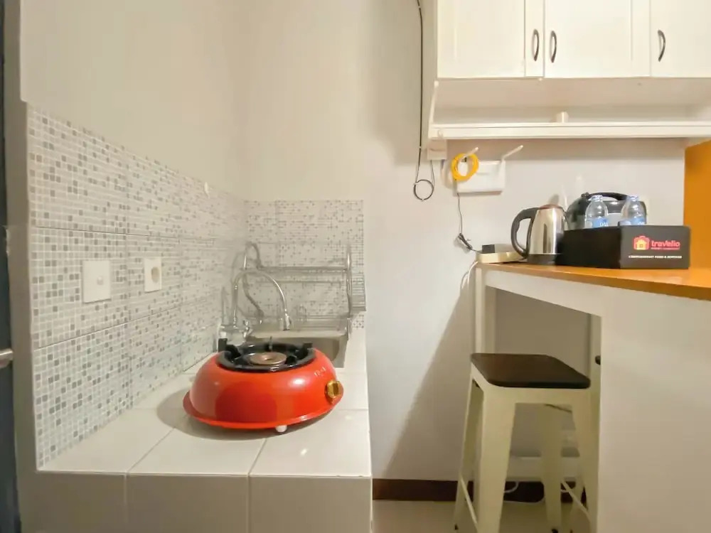 Cozy 1BR without Living Room at Royal Heights Apartment