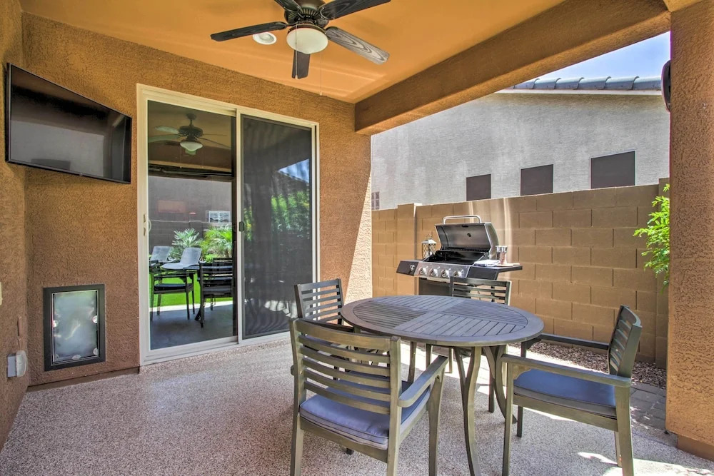 Summer Specials! Snowbird Escape w/ Pool