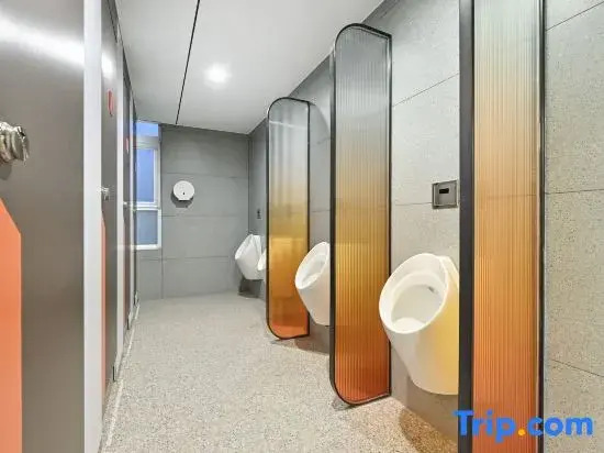 Zhuxiaoding Hotel (Beijing Fengtai Railway Station Niwa Subway Station Branch)