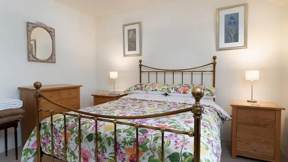 Ty Doli Cottage, rural location just outside Conwy town