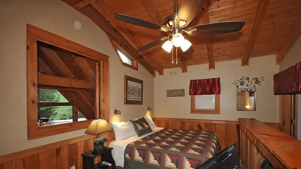 Secluded Sweetheart Escape