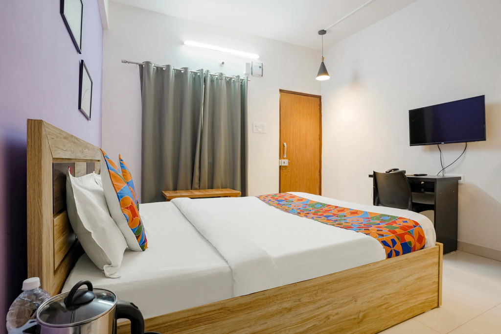 FabHotel Elegant Stay