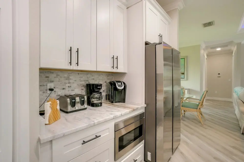 Golf Days & Beach Fun: Port Charlotte Home w/ Yard