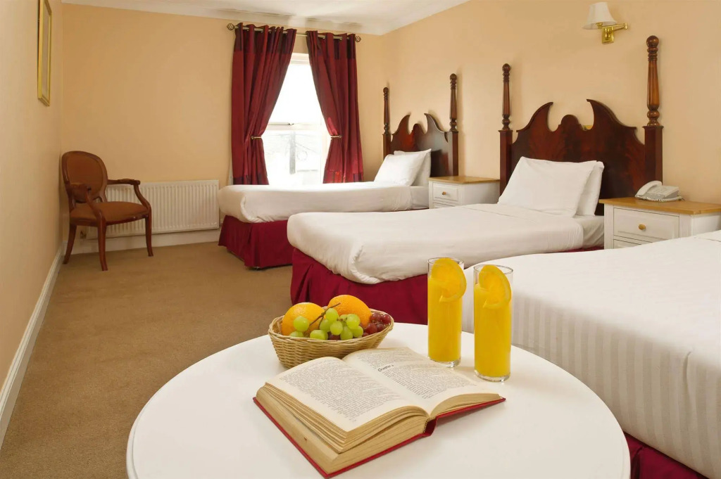 Shamrock Inn Hotel
