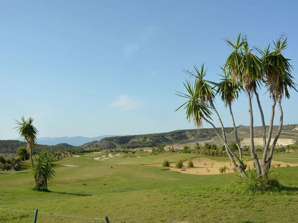 Explore the Cultural Town of Orihuela From a Villa