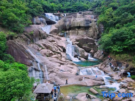 Guangzhou Jinxiu Xiangjiang Hot Spring City