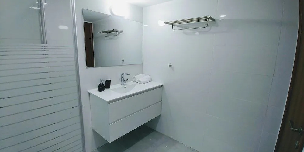 Old Jaffas Penthouse Boutique Hostel