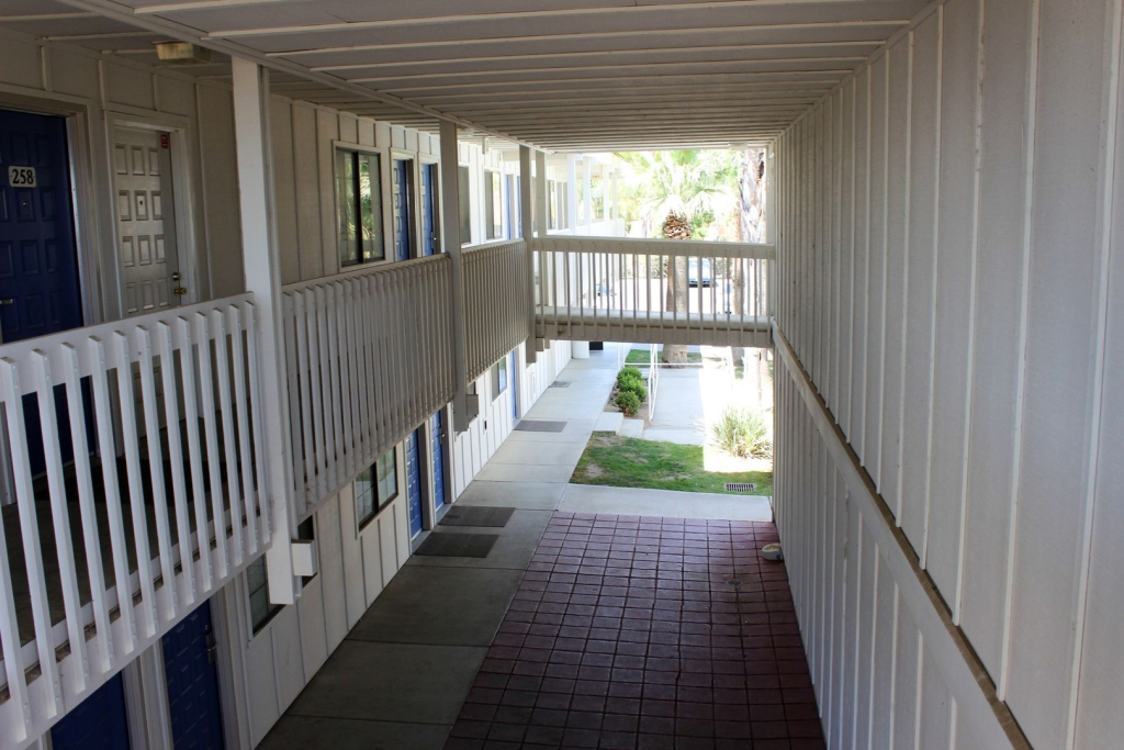 Motel 6-Coalinga, CA - East