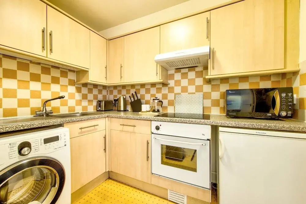 1 Bedroom Next to Scottish Parliament