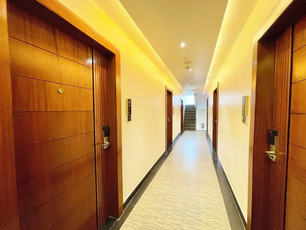 Hotel Mantavya - Varanasi near Temple