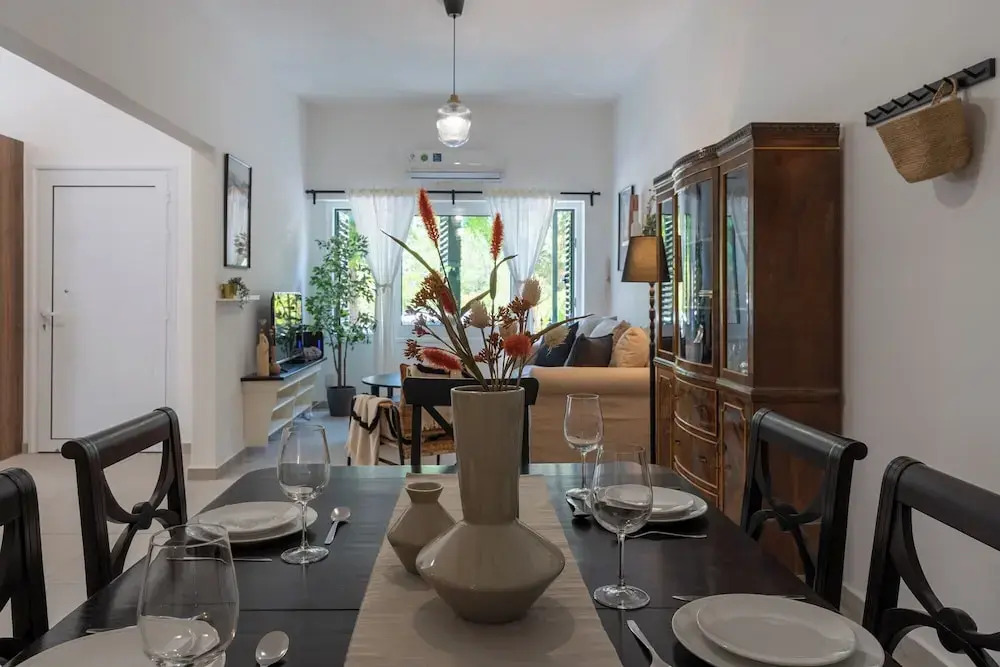 Arty Haven Spacious 3BR House in Larnaca