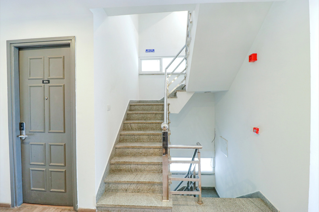 FabHotel Destiny Inn - Nr Medanta Hospital