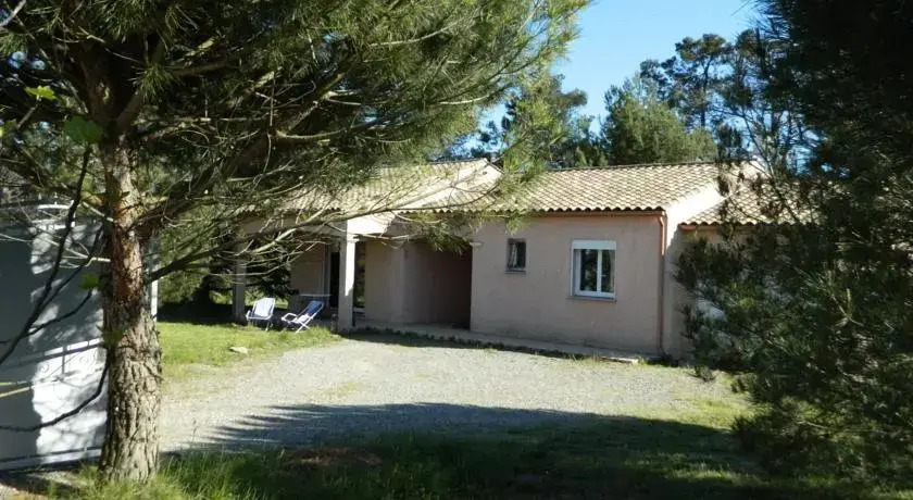 Holiday home Le Thou