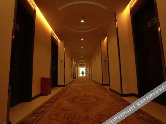 Vienna Hotel (Dongguan Machong Huayang Lake)