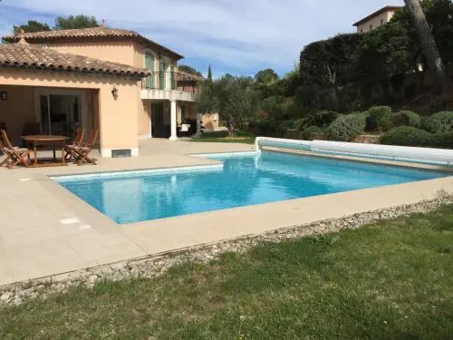 Belle villa dans clos privé - Saint Raphaël Boulouris