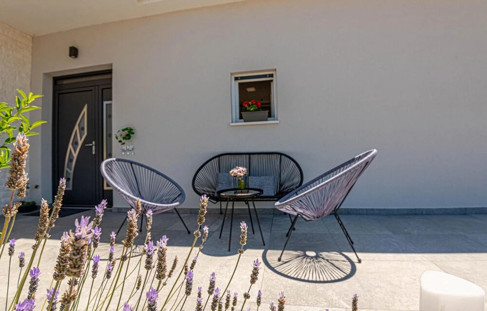 Amazing Home in Zaboric With 4 Bedrooms, Wifi and Outdoor Swimming Pool