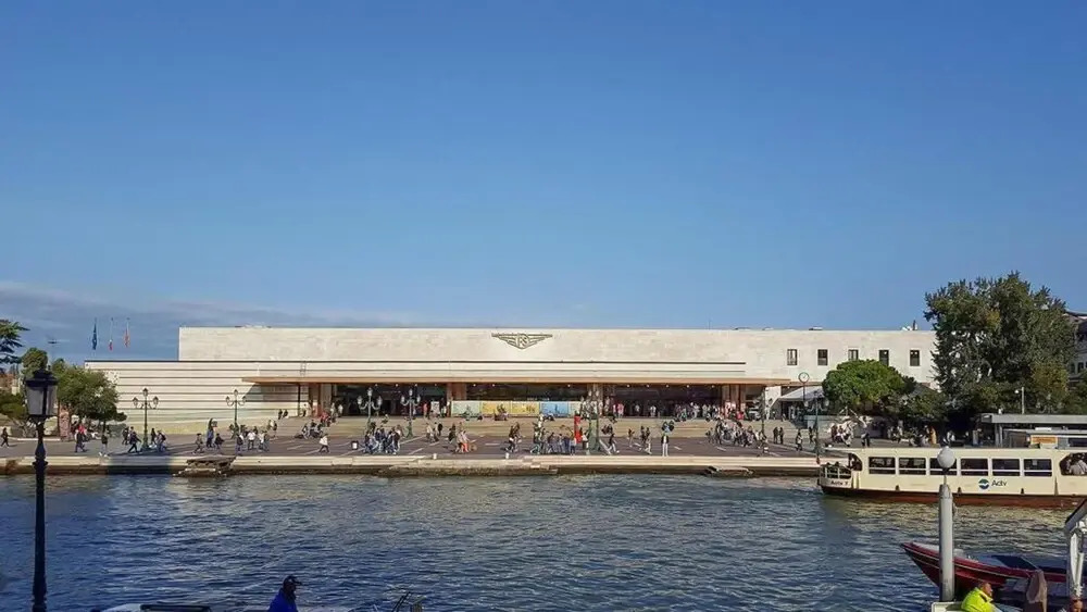 Apartment With 2 Bedrooms In Venezia, With Wifi
