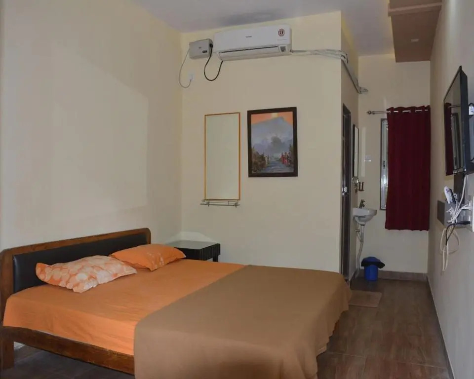 Patel Cottage Beach Road Alibag