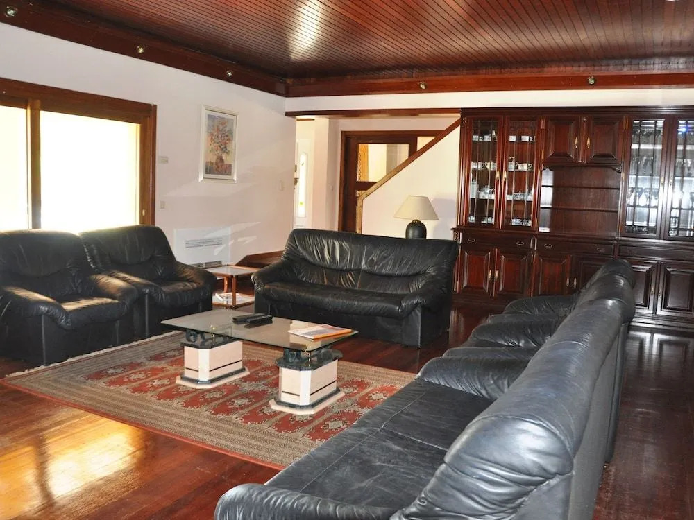 Villa in Vilamoura with Private Pool & BBQ