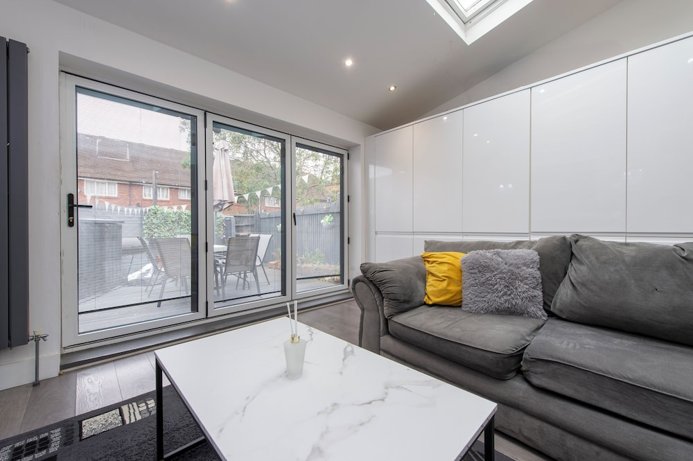 44 Radnor Road