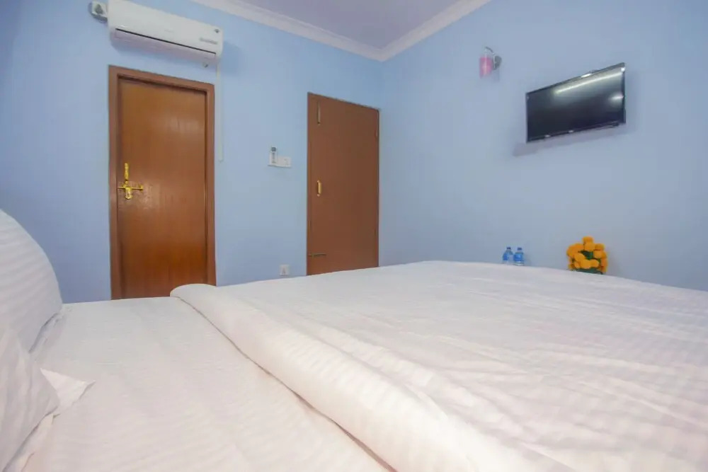 Naukrinepal Hotel by OYO Rooms