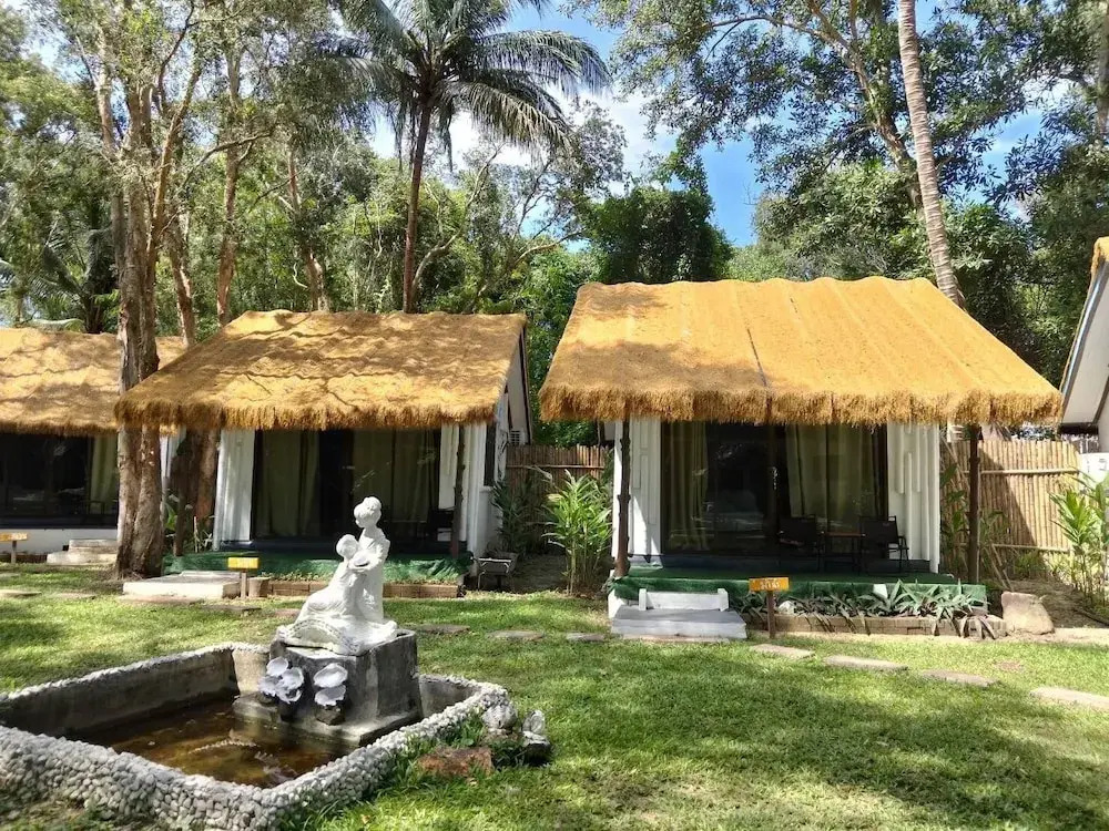 Long Beach Club Krabi