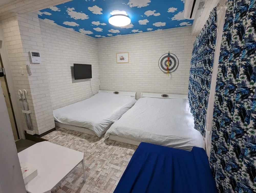 Koganeno-Mori Apartment