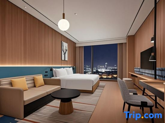 Little Apple Hotel