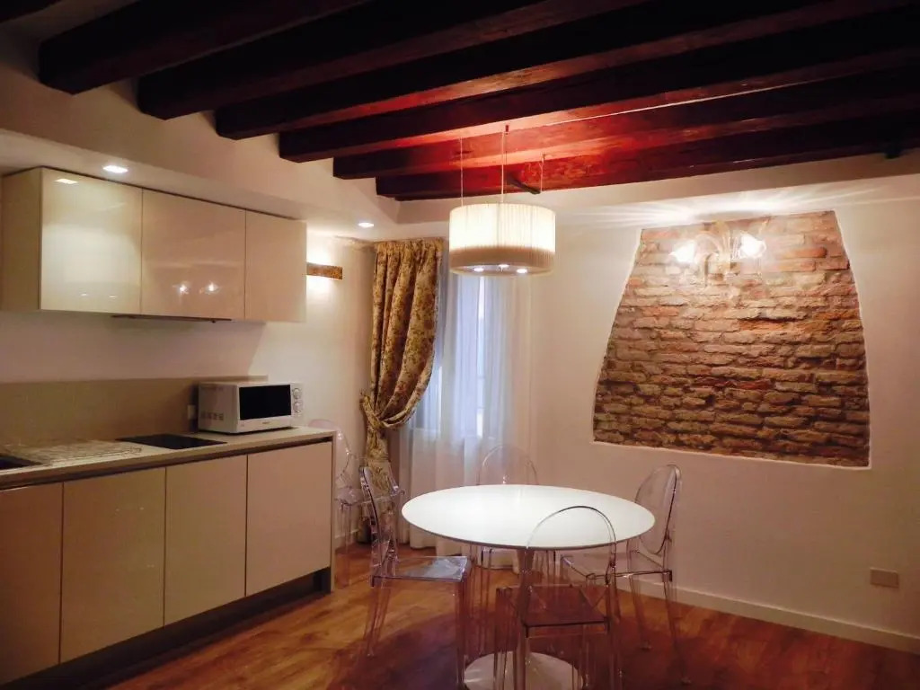 Home Venice Apartments-Rialto 1 - 2 - 3