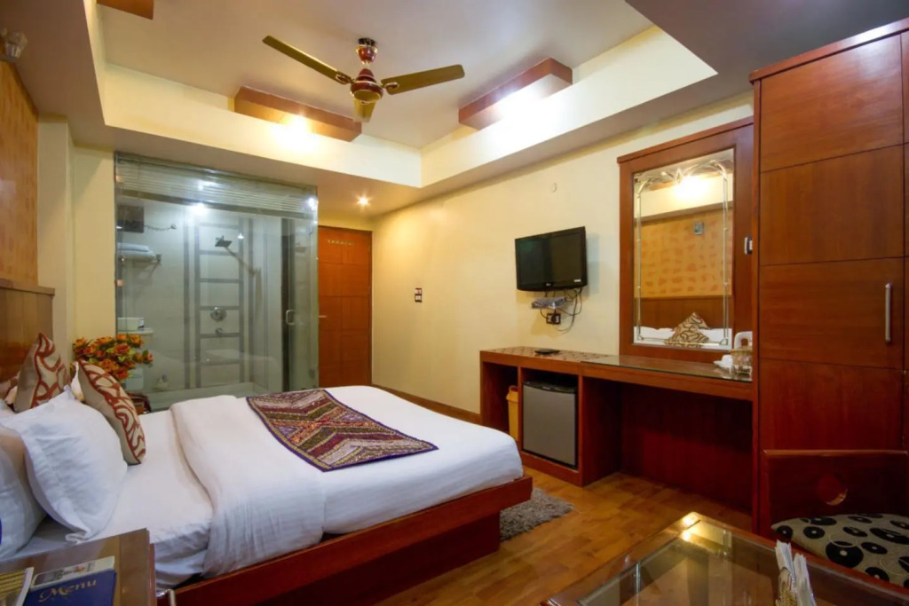 Fabhotel Shivdev International
