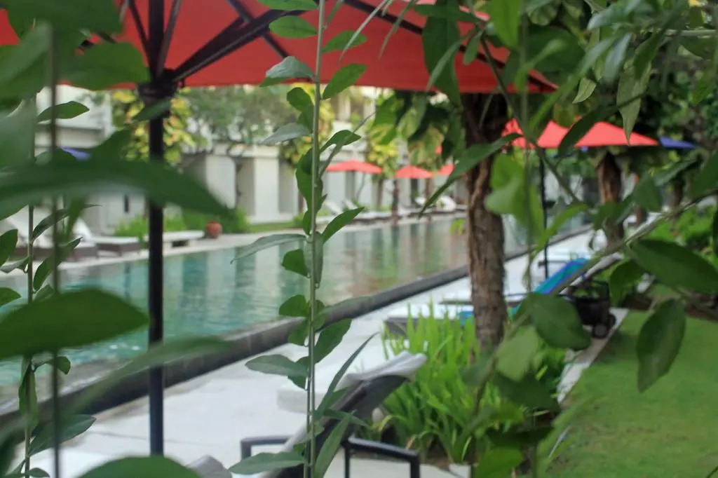 The Oasis Kuta by RedDoorz