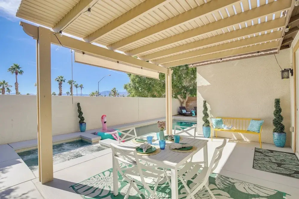 6 Mi to Empire Polo Club: Indio Home w/ Grill!