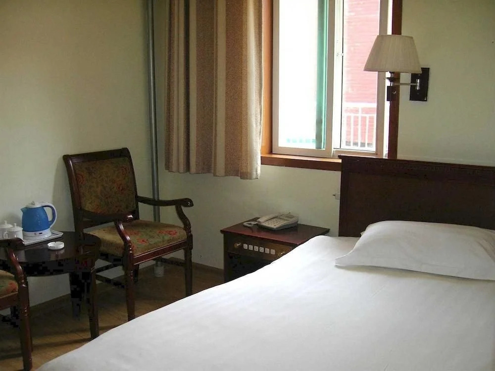 Juranzhijia Business Hotel