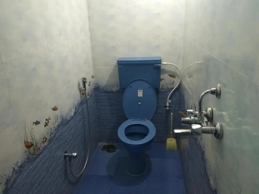 Iroomz Blue Pearl Residency