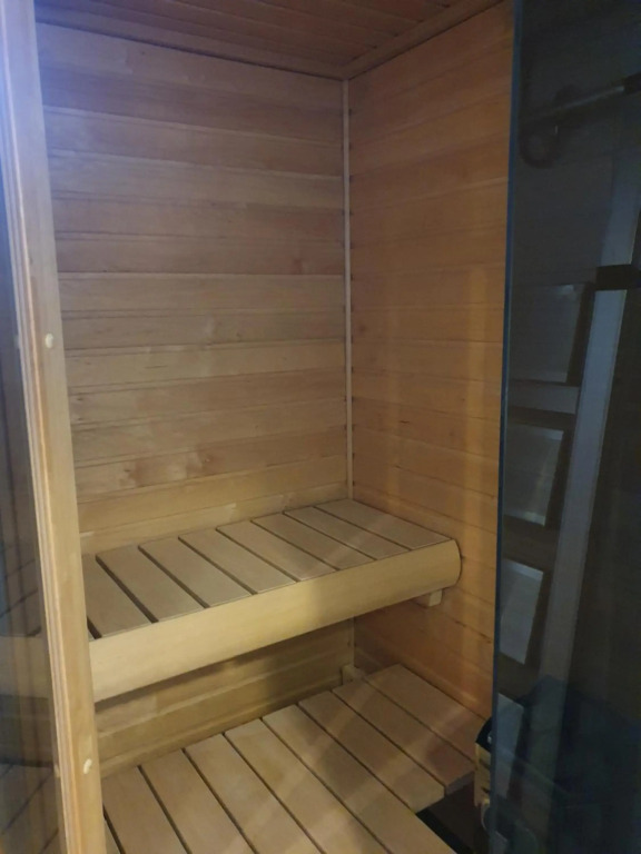 Moderni, viihtyisä pikkukaksio saunalla