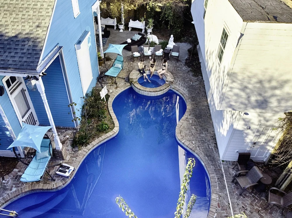 Best Location 7BR Next to FR Quarter! By YouRent